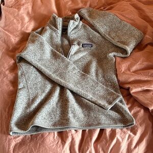 Patagonia Heathered Light Gray Quarter-Zip Fleece Pullover